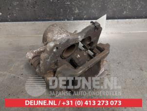 Toyota Corolla Verso Rear brake calliper, left O425721 photo 2