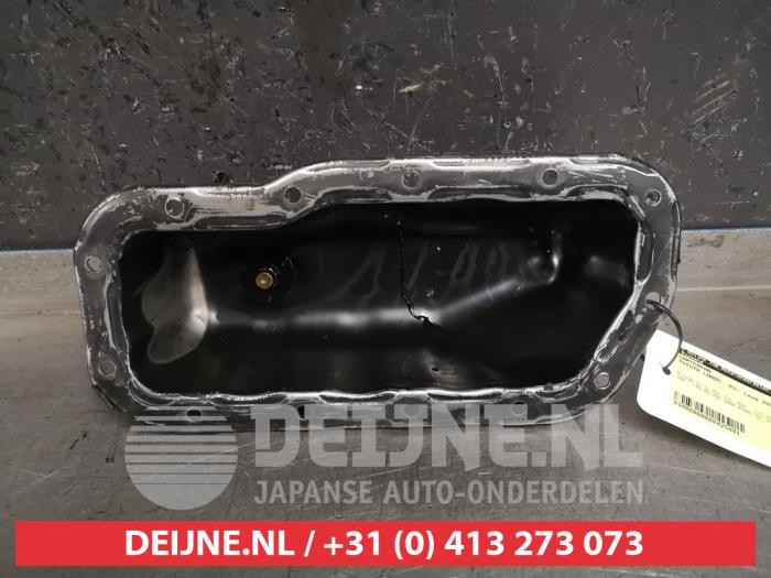 Gebruikte Carterpan Toyota Land Cruiser (J12) 3.0 D-4D 16V Prijs € 35,00 Margeregeling aangeboden door V.Deijne Jap.Auto-onderdelen BV