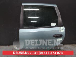 Nissan Almera Tino Portier 4Deurs links-achter O426156 foto 2