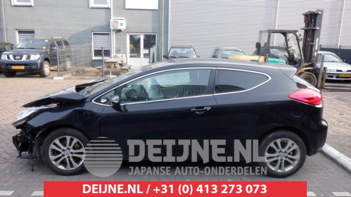 Kia Pro Ceed Portier 2Deurs links O426249
