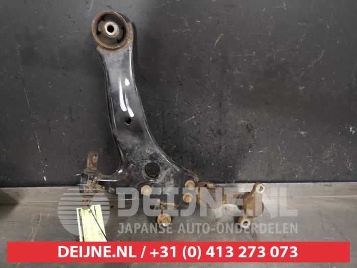 Kia Magentis Front lower wishbone, left O426323