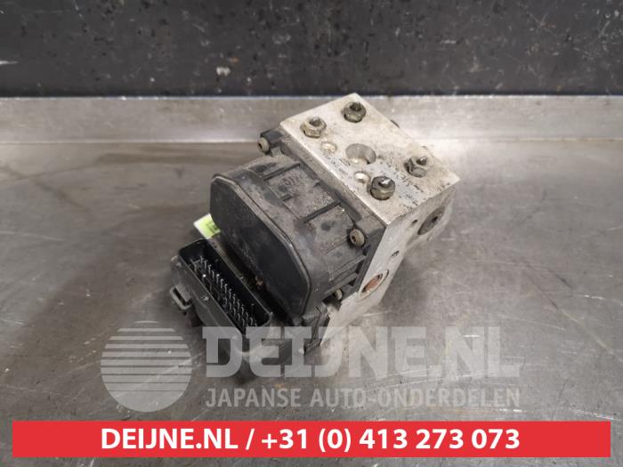 Mitsubishi Carisma ABS Pomp O426361