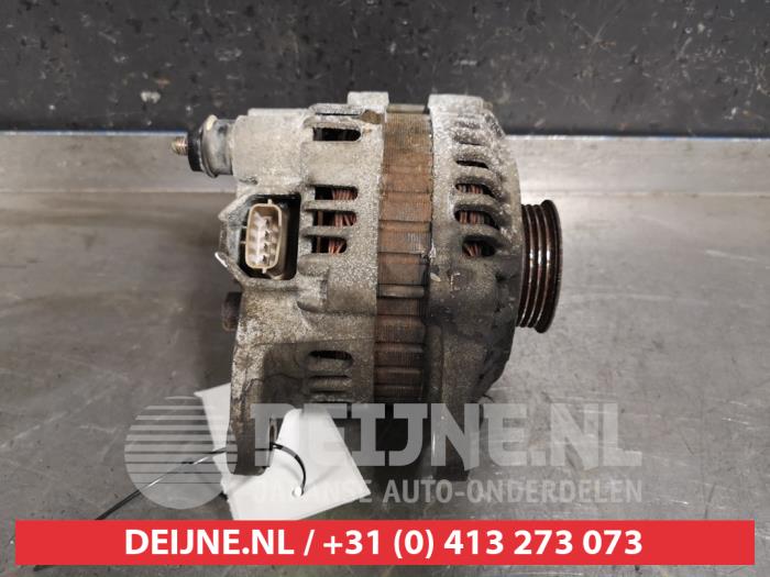 Gebruikte Dynamo Mitsubishi Carisma 1.8 GDI 16V Prijs € 25,00 Margeregeling aangeboden door V.Deijne Jap.Auto-onderdelen BV