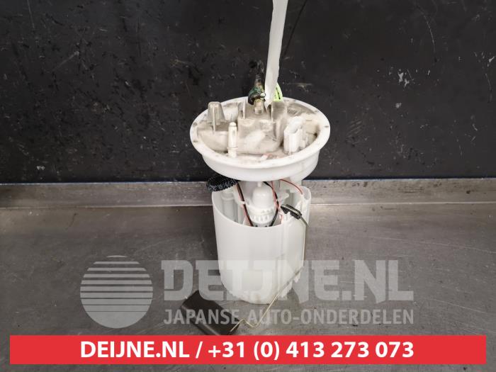 Gebruikte Tank element Pomp Mazda 3 (BL12/BLA2/BLB2) 2.0i MZR 16V Prijs € 50,00 Margeregeling aangeboden door V.Deijne Jap.Auto-onderdelen BV