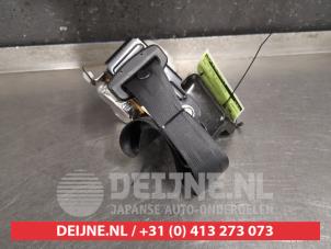 Mazda 3 Rear seatbelt, right O427518 photo 2
