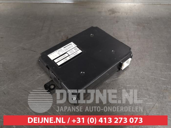 Gebruikte Start/stop condensator Mitsubishi Colt (Z2/Z3) 1.3 16V Prijs € 50,00 Margeregeling aangeboden door V.Deijne Jap.Auto-onderdelen BV