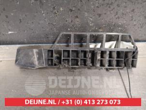 Gebruikte Bumpersteun links-achter Kia Venga 1.4 CRDi 16V Prijs € 25,00 Margeregeling aangeboden door V.Deijne Jap.Auto-onderdelen BV