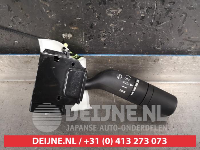 Mazda 3 Ruitenwis Schakelaar O428004