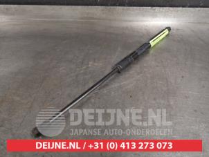 Toyota Avensis Rear gas strut, right O428159 photo 2