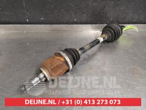 Toyota Yaris Front drive shaft, left O428306 photo 3