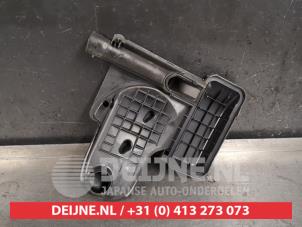 Toyota Yaris Luchtfilterhuis O428308 foto 2
