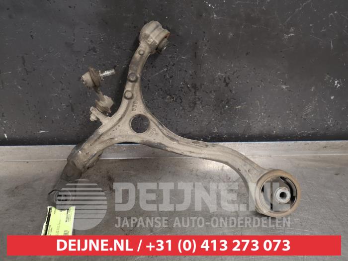 Honda Accord Draagarm onder rechts-voor O428542