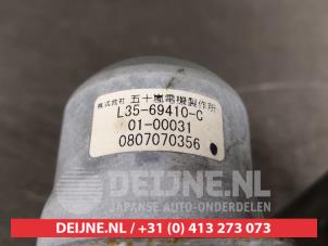 Honda Accord Sluithulpmotor achterklep O428611 foto 3