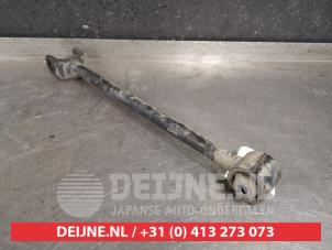 Honda Accord Draagarm rechts-achter O428647 foto 2