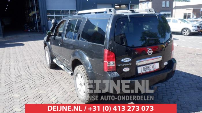 Nissan Pathfinder Achterlicht links O428819