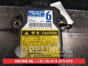 Toyota Auris Anti-roll control sensor O429017 photo 2