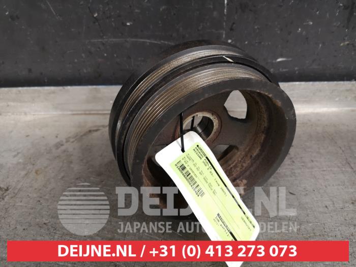 Gebruikte Krukas Poelie Nissan 350 Z (Z33) 3.5 V6 24V Prijs € 35,00 Margeregeling aangeboden door V.Deijne Jap.Auto-onderdelen BV