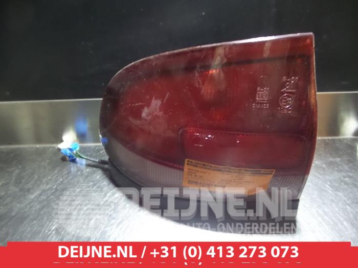 Mazda 626 Rücklicht links O297405