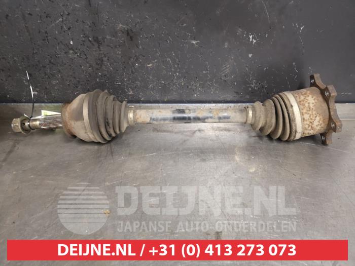 Nissan Pathfinder Aandrijfas links-achter O429536
