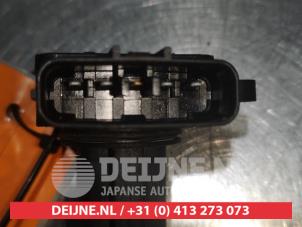 Toyota Avensis Luchthoeveelheidsmeter O343009 foto 2