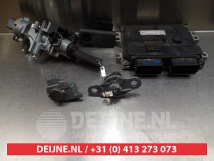 Mazda MX-5 Ignition lock + key O334780 photo 2