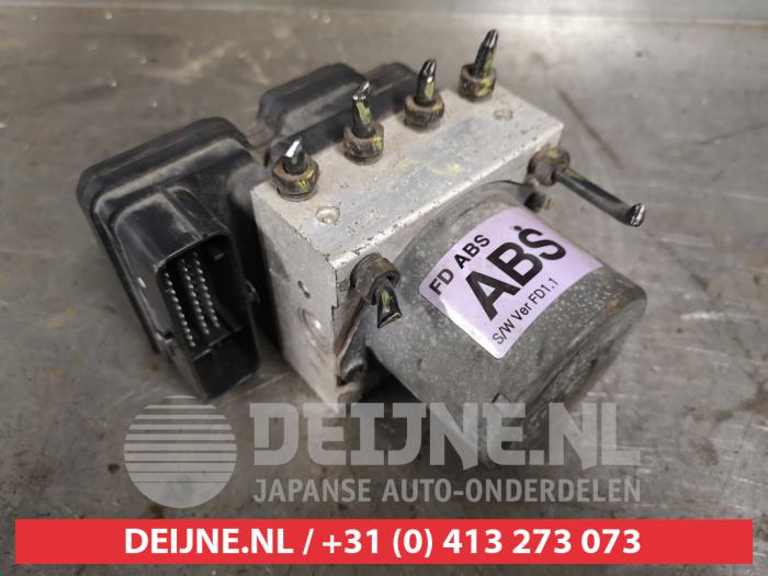 Gebruikte ABS Pomp Hyundai i30 Crosswagon (WWH) 1.6 CVVT 16V Prijs € 150,00 Margeregeling aangeboden door V.Deijne Jap.Auto-onderdelen BV