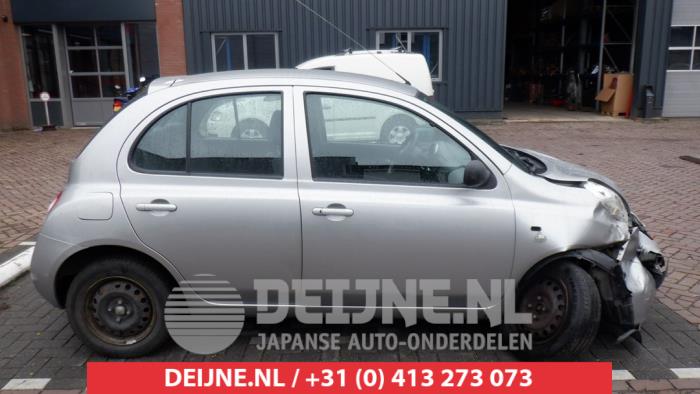 Nissan Micra Driehoeks Ruit rechts-achter O430187