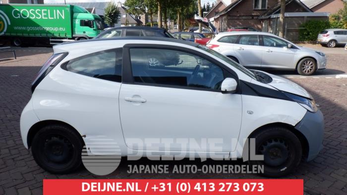 Toyota Aygo Ruit 2Deurs rechts-achter O431668