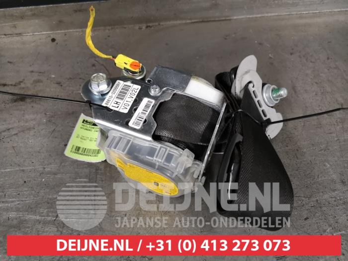 Hyundai I40 Front seatbelt, left O431931