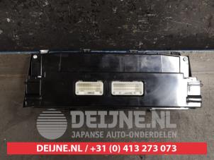 Toyota Avensis Heater control panel O432002 photo 2