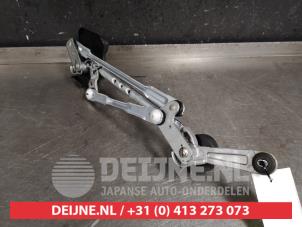 Nissan Micra Wiper mechanism O432344 photo 2