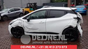 Gebruikte Deurruit 4Deurs links-achter Nissan Micra (K14) 1.0 IG-T 100 Prijs € 50,00 Margeregeling aangeboden door V.Deijne Jap.Auto-onderdelen BV