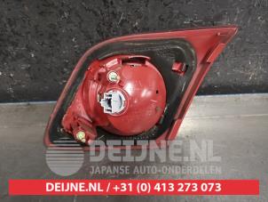 Mazda 3 Achterklep reflector links O432589 foto 3