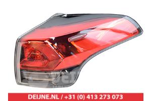Nieuwe Achterlicht rechts Toyota Rav-4 Prijs € 110,63 Inclusief btw aangeboden door V.Deijne Jap.Auto-onderdelen BV