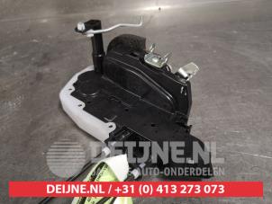 Nissan Leaf Door lock mechanism 4-door, front left O432849 photo 2