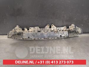 Gebruikte Radiateurbalk Toyota iQ 1.0 12V VVT-i Prijs € 30,00 Margeregeling aangeboden door V.Deijne Jap.Auto-onderdelen BV