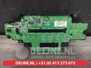Infiniti FX Radio control panel O433387 photo 2