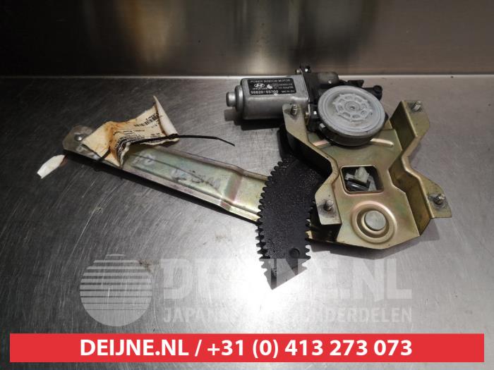 Hyundai Atos Ruitmechaniek 4Deurs rechts-achter O291136