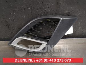 Mazda 3 Bumper grille O433520 photo 2