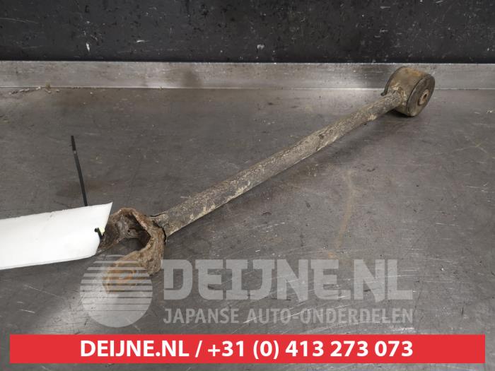 Kia Sportage Rear wishbone, right O433924