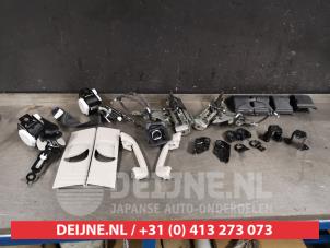 Toyota Landcruiser Grijs kenteken ombouwset O434177 foto 2