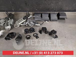 Toyota Landcruiser Grijs kenteken ombouwset O434177 foto 4