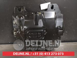Toyota Landcruiser Motor Schutzblech O434197 foto 2