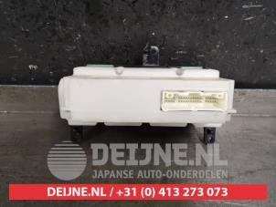 Nissan Qashqai Kachel Bedieningspaneel O434287 foto 2