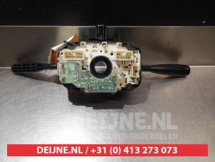 Daihatsu Move Steering column stalk O309146 photo 4