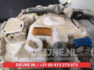 Lexus CT 200h Electric fuel pump O434790 photo 2