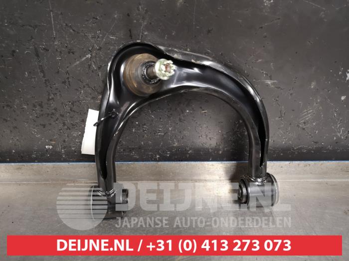 Toyota Landcruiser Front upper wishbone, right O434942