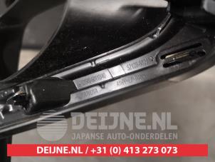 Toyota Landcruiser Bumper Rooster O434985 foto 4