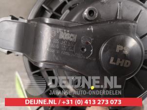 Kia Soul Kachel Ventilatiemotor O435053 foto 3