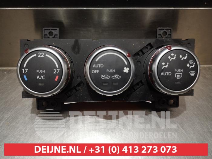 Suzuki SX-4 Heater control panel O306191